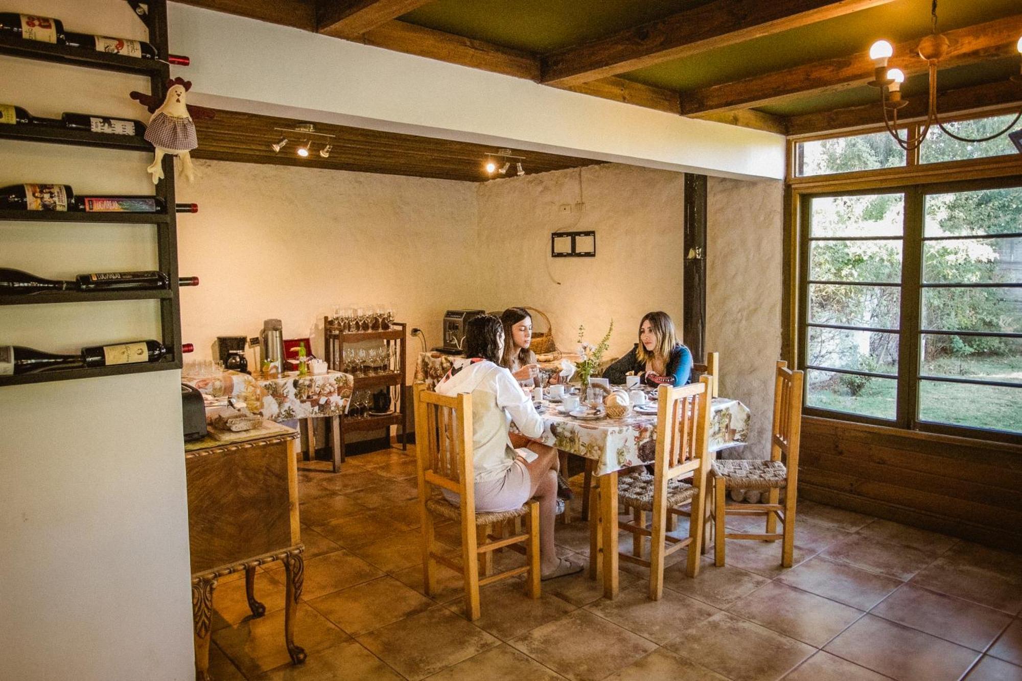Hotel Hoja De Parra Santa Cruz Kültér fotó